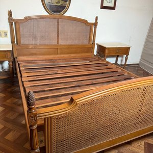 Cama de 2 Plazas Estilo Luis XVI con Respaldo y Piecera Esterillados - imagen 8