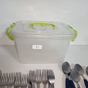 Caja Organizadora Plástica con Cubiertos Varios - imagen 7