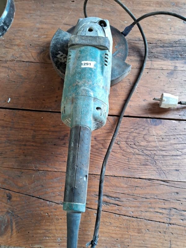 Amoladora angular marca Makita en venta - imagen 2