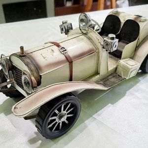 Colección de Oro, Cristal y Libros Raros en Subasta
