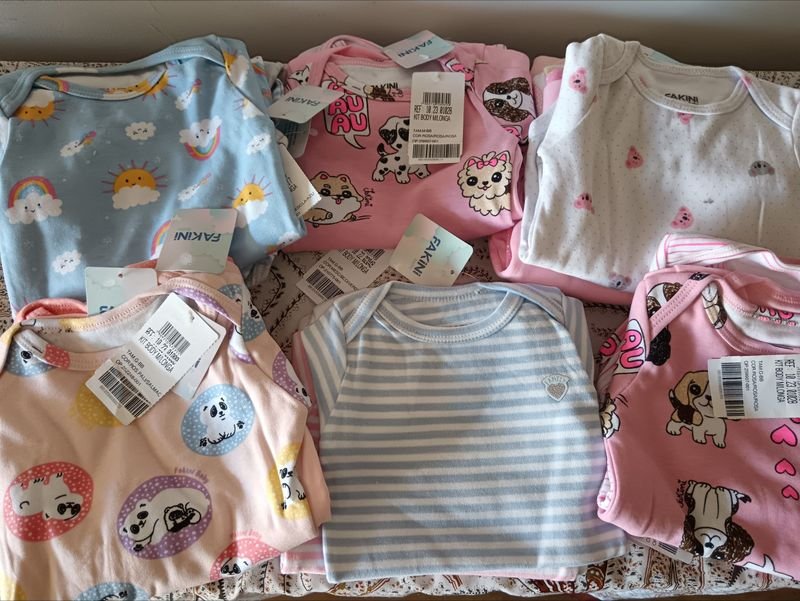 Lote siguiente: Ropa para bebés en venta