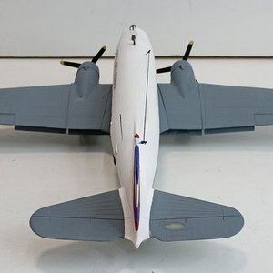 Modelo Avión C47 Douglas DC-3 Fuerza Aérea Uruguaya Escala 1/72 - imagen 5