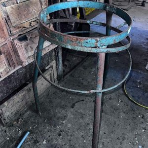 Lote anterior: Trípode de Metal para Zapatería o Taller