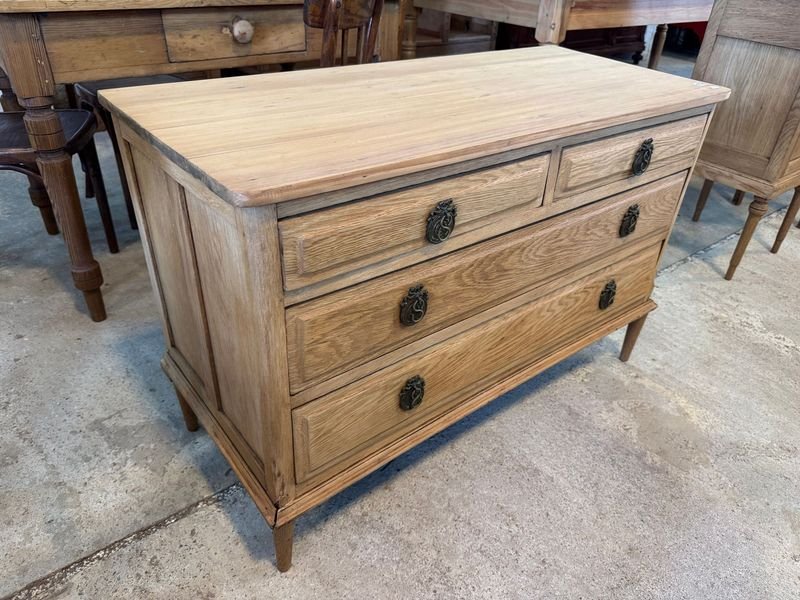 Item 877776 - Image 1