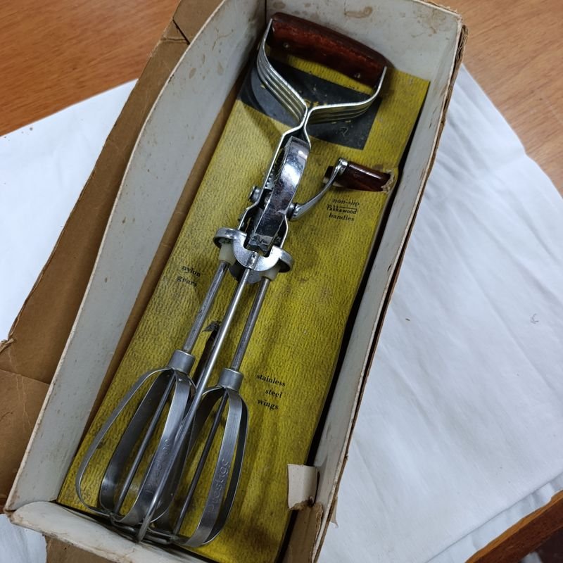 Batidora Manual Antigua Prestige con Caja Original