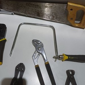 Serrucho, Arcos de Sierra, Pico Loro, Tenaza y Pela Cables - imagen 6