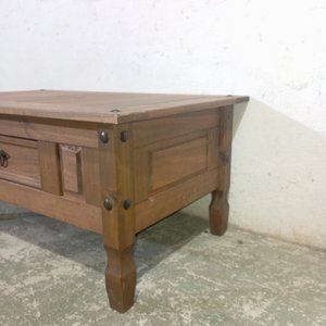 Mesa de Living Rústica en Madera con Cajón y Detalles de Hierro - imagen 5