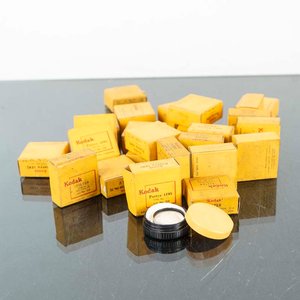 Lote de 25 Filtros Kodak para Lentes Fotográficos - imagen 1