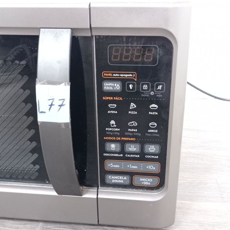 Microondas Continental en excelente condición - imagen 2