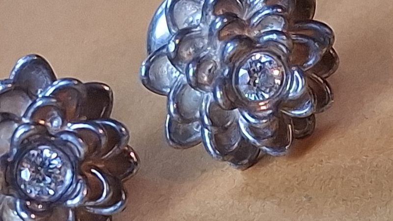 Item 882132 - Image 1