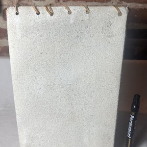 Lote siguiente: Pantalla de Lámpara Artesanal en Lonja de Cuero