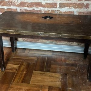 Mesa Ratona Rectangular de Madera Oscura con Detalle Diamantado - imagen 5