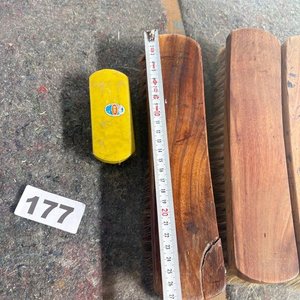 Lote de 5 Cepillos para Calzado de Madera y Plástico - imagen 3