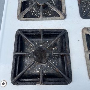Cocina a Gas Blanca 4 Hornallas con Tapa Esmaltada y Horno - imagen 3