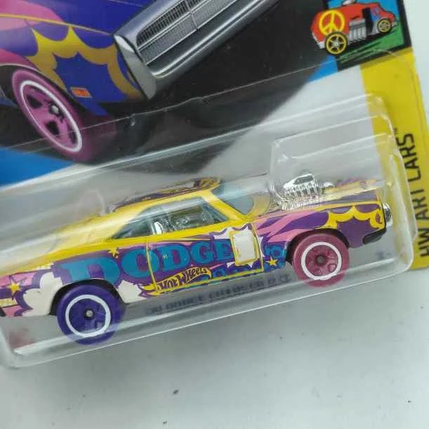 Hot Wheels Dodge Charger RT Colección - imagen 2