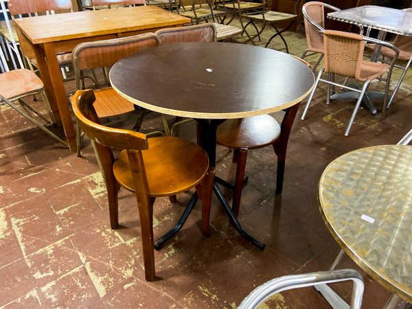 Mesa Redonda y Sillas de Madera para Comedor o Cocina