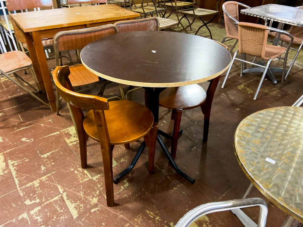 Mesa Redonda y Sillas de Madera para Comedor o Cocina
