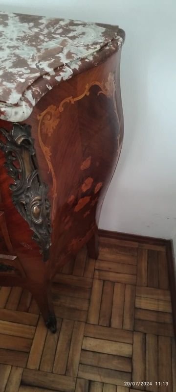 Comoda Francesa Bombé con Marquetería Floral y Bronceado - imagen 3