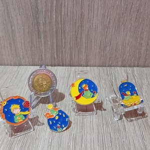 Lote anterior: Lote de 4 Pines Metálicos Esmaltados "El Principito"