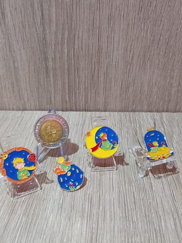 Lote de 4 Pines Metálicos Esmaltados "El Principito"