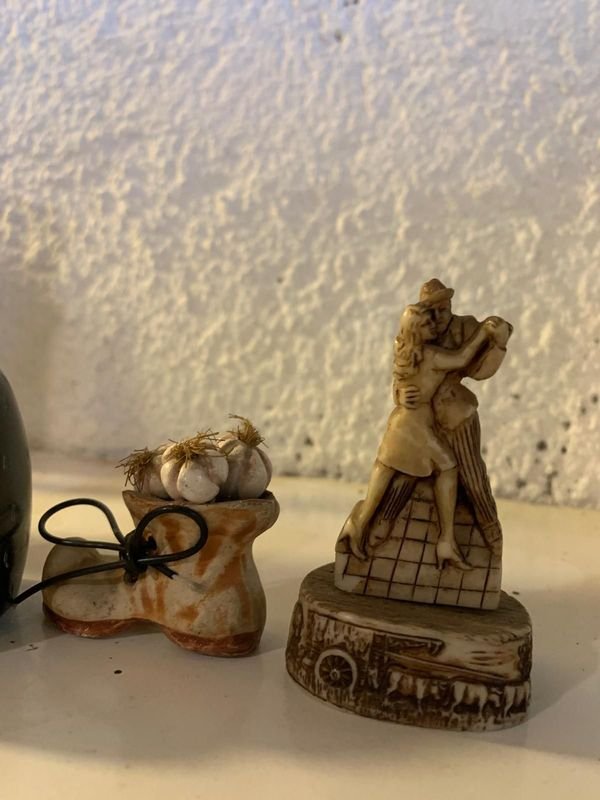 Item 890450 - Image 1