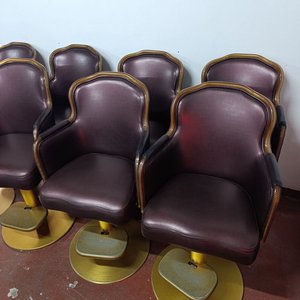 Butacas Giratorias de Cuero Marrón con Base y Posapié en Aluminio Fundido - imagen 4