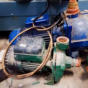 3 Bombas de Agua Usadas Saer: 2 de 0.5 HP y 1 de 3 HP Trifásica - imagen 2