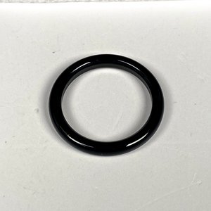 Par de Caravanas de Onix con Circonias y Anillo Negro - imagen 3