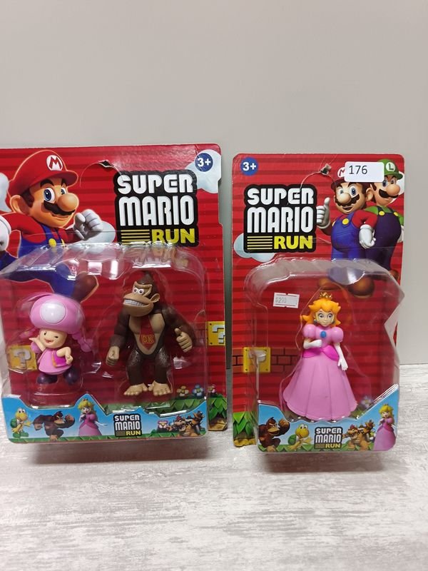 Lote siguiente: Juguetes de Super Mario