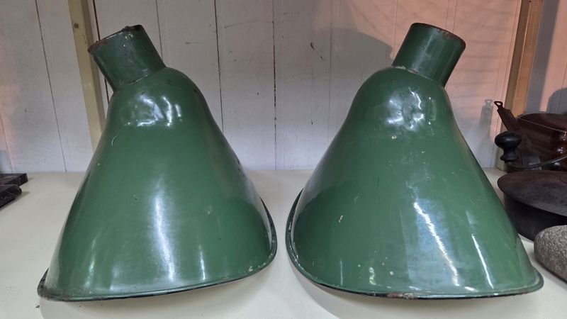 Item 883543 - Image 1