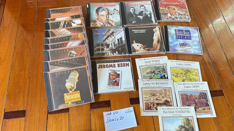 Lote anterior: Colección de CD's en excelente condición