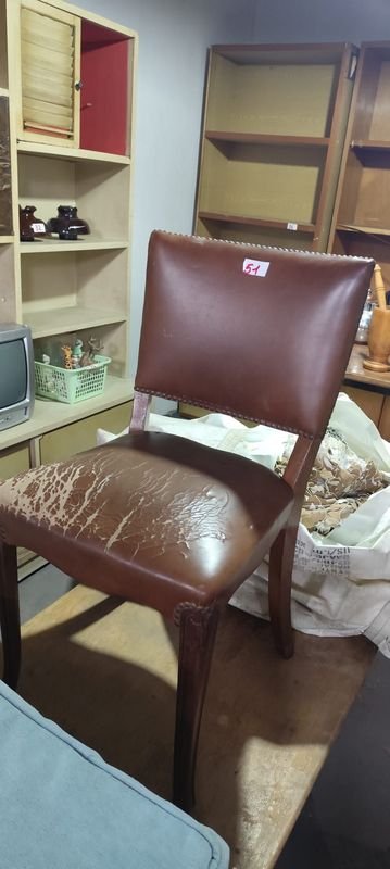 Silla de Comedor Estilo Clásico con Tapizado Desgastado